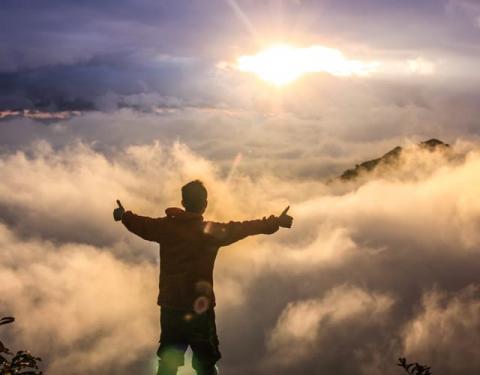 How to Share Your Achievements Without Bragging How to Share Your Achievements Without Bragging